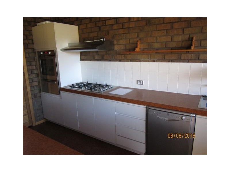 8 Ridley Crescent, Port Lincoln SA 5606