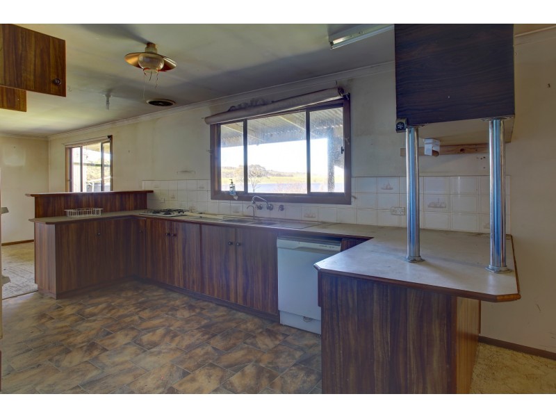 679 Flinders Highway, Port Lincoln SA 5606