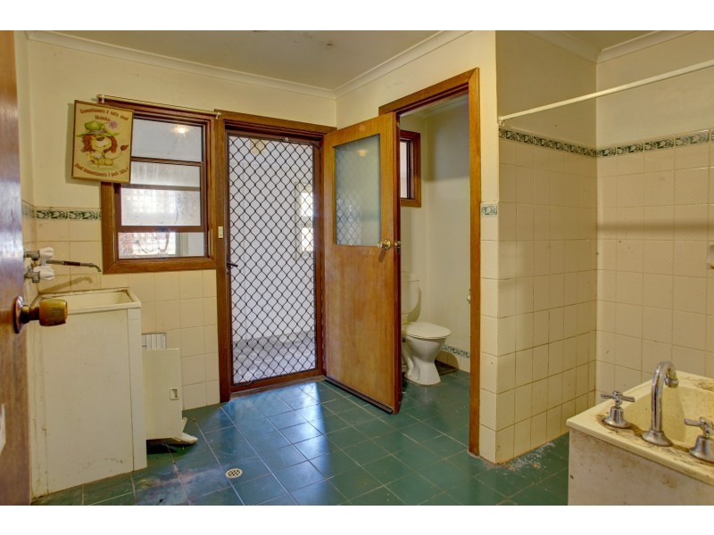 679 Flinders Highway, Port Lincoln SA 5606