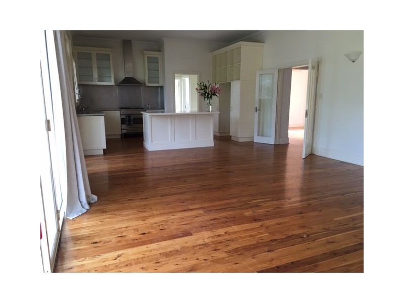 33 Oxford Tce, Port Lincoln SA 5606