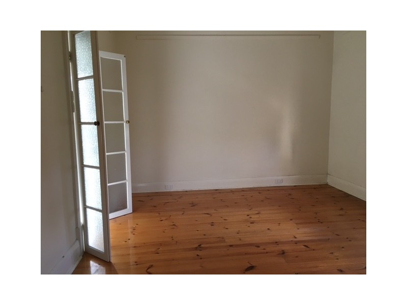 33 Oxford Tce, Port Lincoln SA 5606
