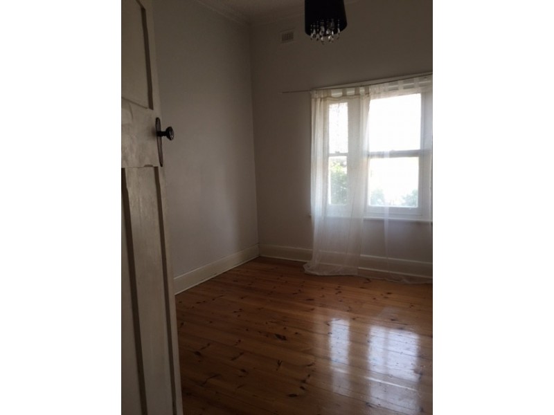 33 Oxford Tce, Port Lincoln SA 5606