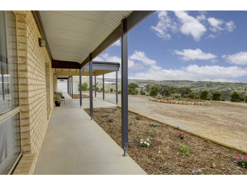 63-71 Stormbird Drive, Boston SA 5607