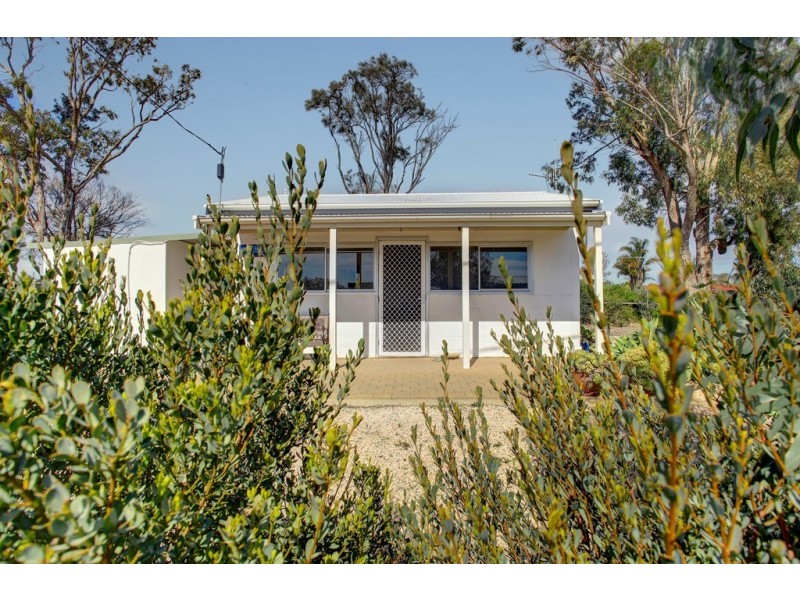 26 Pelican Court, Coffin Bay SA 5607