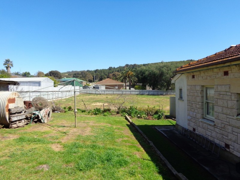27 Angas Street, Port Lincoln SA 5606
