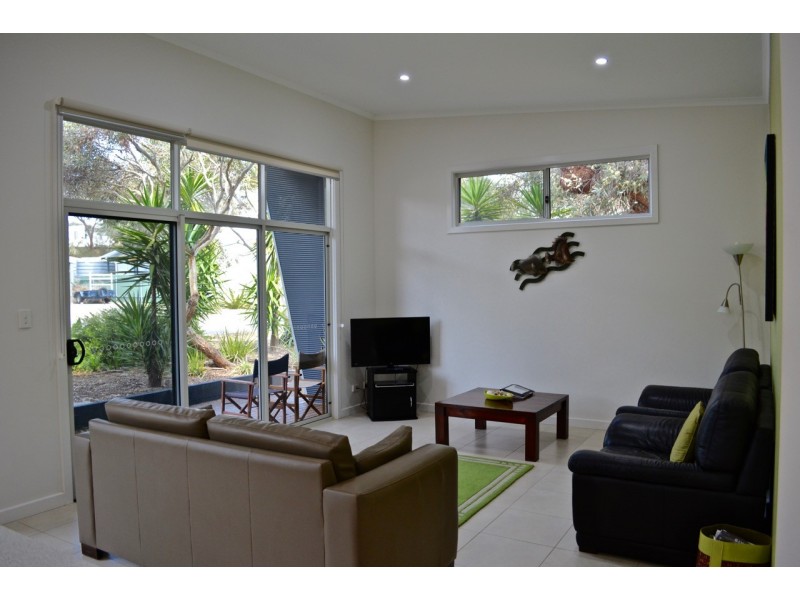 24 Douglas st, Coffin Bay SA 5607