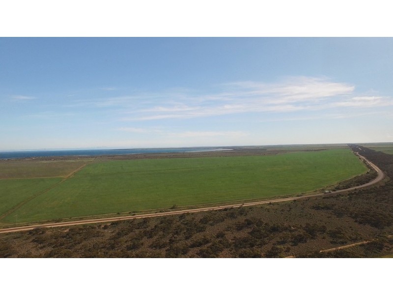 46939 Eyre Highway, Ceduna SA 5690