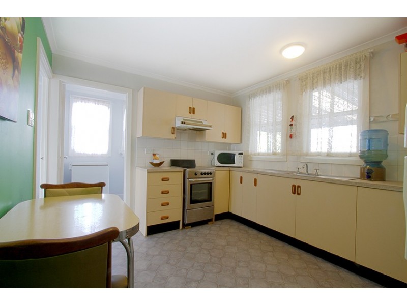 4 Flinders Drive, Streaky Bay SA 5680