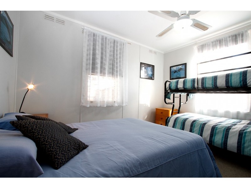 4 Flinders Drive, Streaky Bay SA 5680