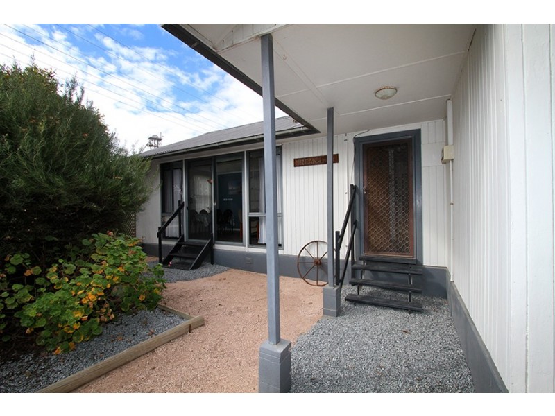 4 Flinders Drive, Streaky Bay SA 5680