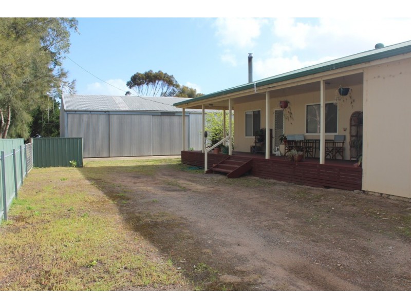 9 Main Street, Edillilie SA 5630