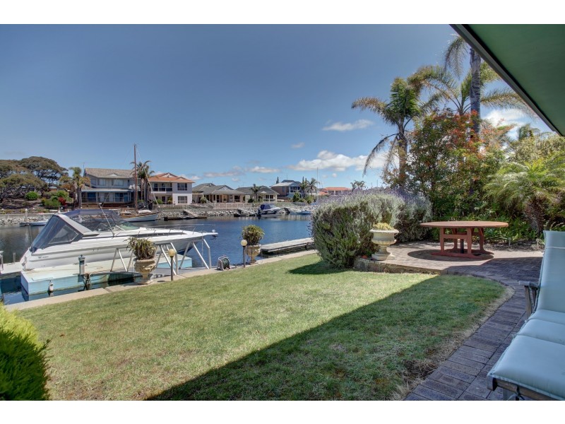 24 Parnkalla Avenue, Port Lincoln SA 5606