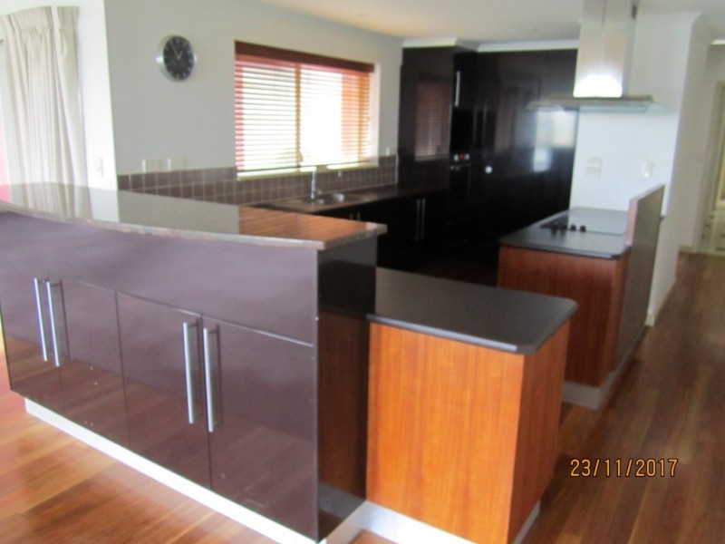 4/2 Sandy Point Drive, Port Lincoln SA 5606