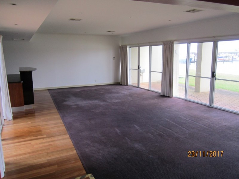 4/2 Sandy Point Drive, Port Lincoln SA 5606