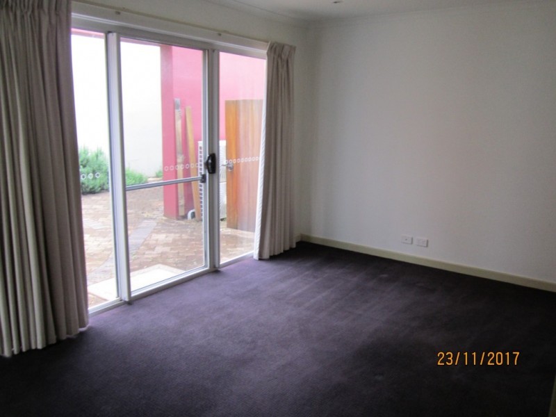 4/2 Sandy Point Drive, Port Lincoln SA 5606