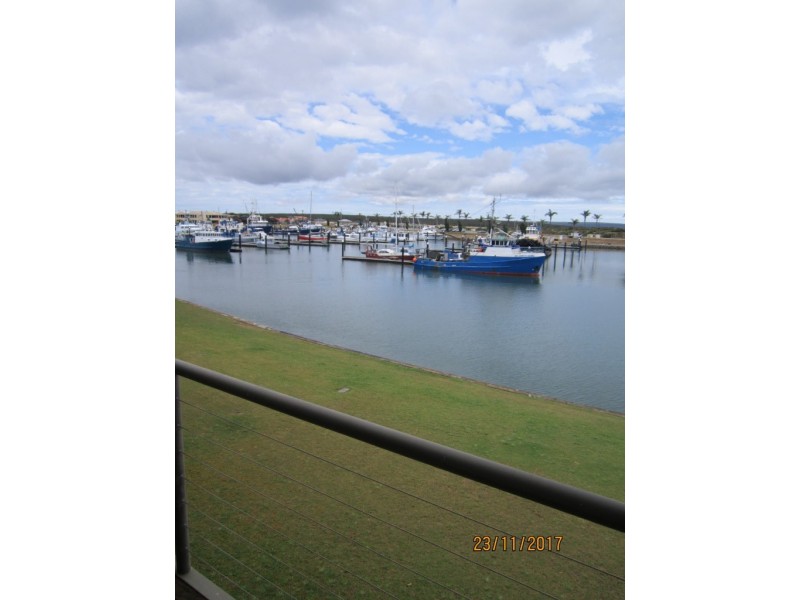 4/2 Sandy Point Drive, Port Lincoln SA 5606