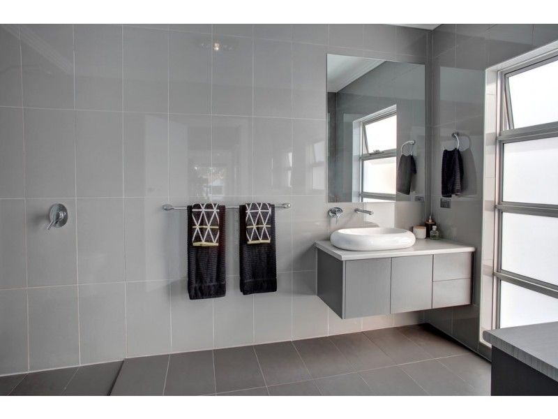 1 Southwater Drive, Port Lincoln SA 5606