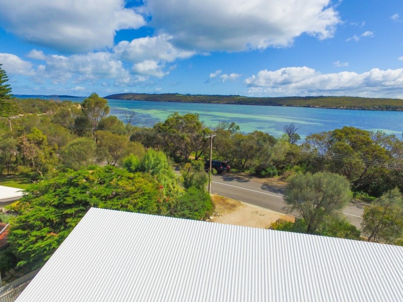 283 Esplanade, Coffin Bay SA 5607