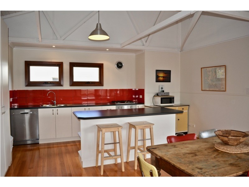 283 Esplanade, Coffin Bay SA 5607