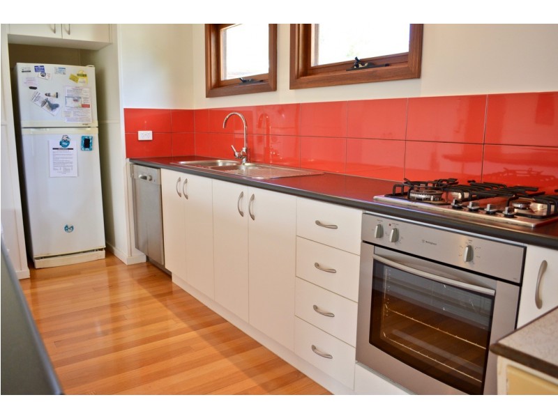 283 Esplanade, Coffin Bay SA 5607