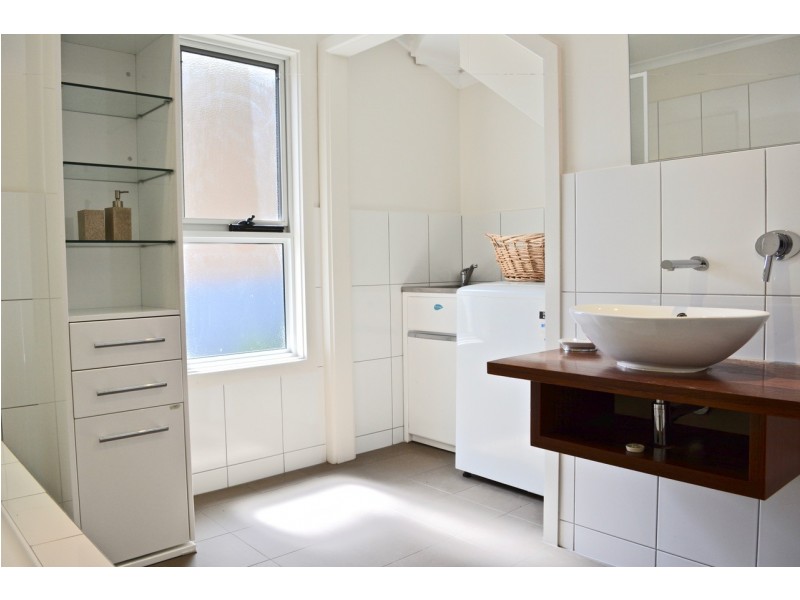 283 Esplanade, Coffin Bay SA 5607