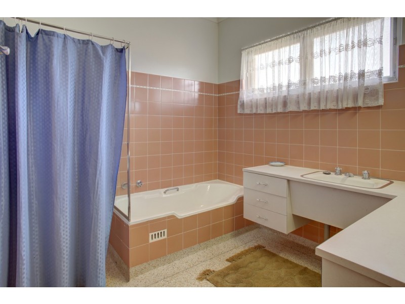 7 Easton Road, Port Lincoln SA 5606