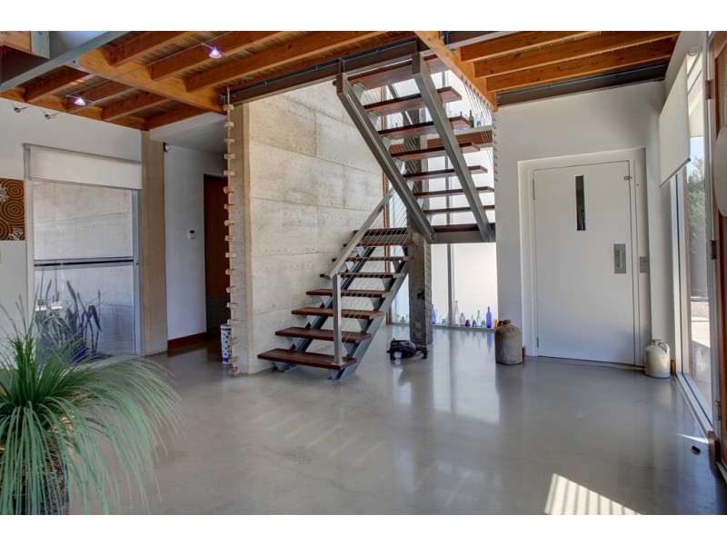 9 Esplanade, Tumby Bay SA 5605