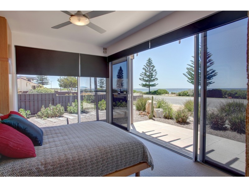 9 Esplanade, Tumby Bay SA 5605