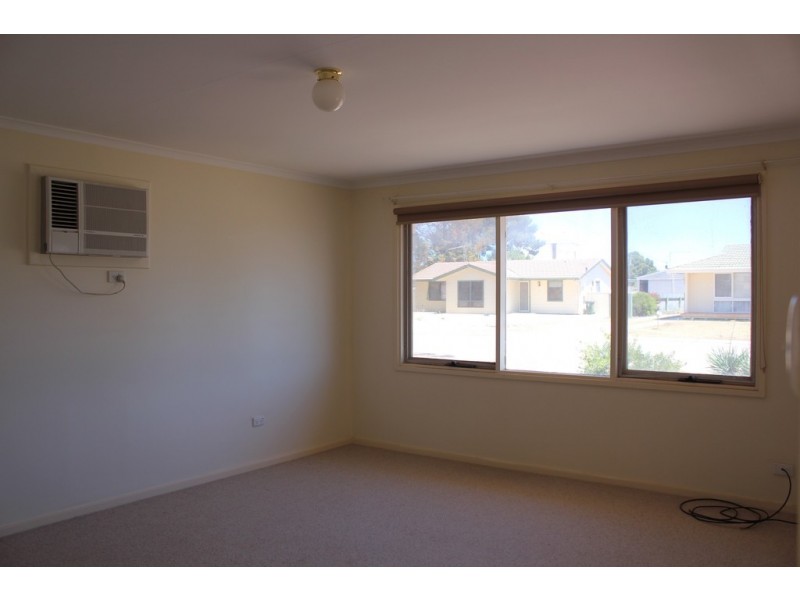 4 Clothier Crescent, Cowell SA 5602