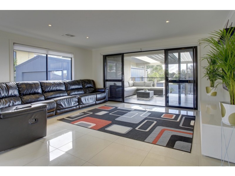 12 Springfield Drive, Port Lincoln SA 5606