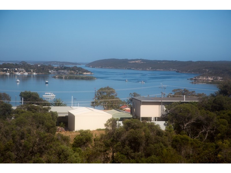 4 Sophie Cres, Coffin Bay SA 5607