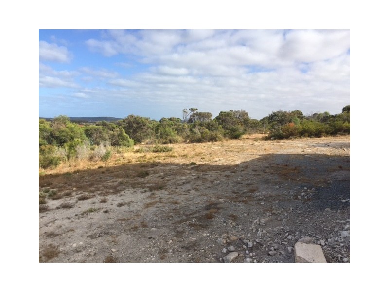 4 Sophie Cres, Coffin Bay SA 5607