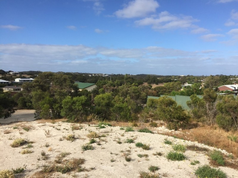 4 Sophie Cres, Coffin Bay SA 5607