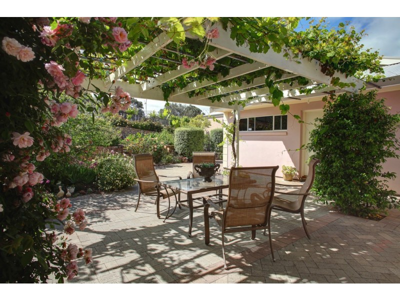 1 Lawson Drive, Port Lincoln SA 5606