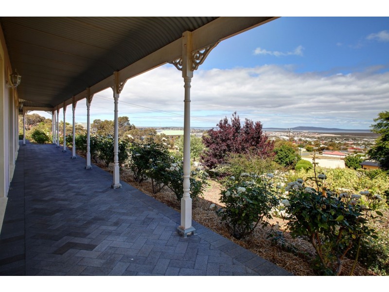 1 Lawson Drive, Port Lincoln SA 5606