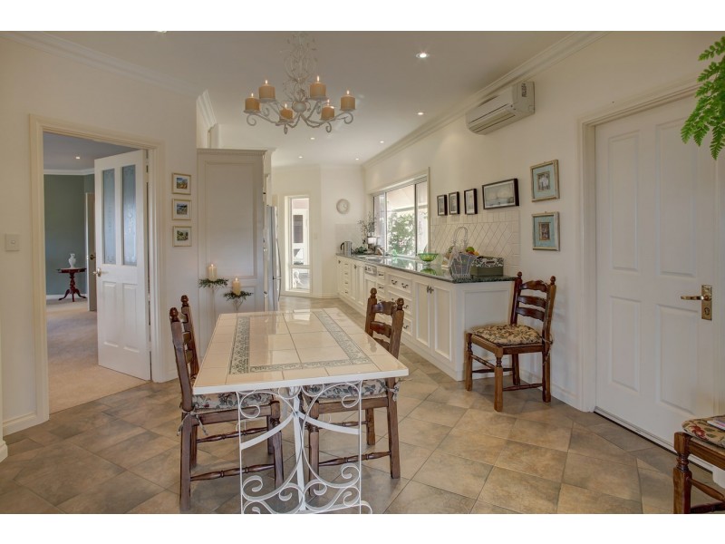 1 Lawson Drive, Port Lincoln SA 5606