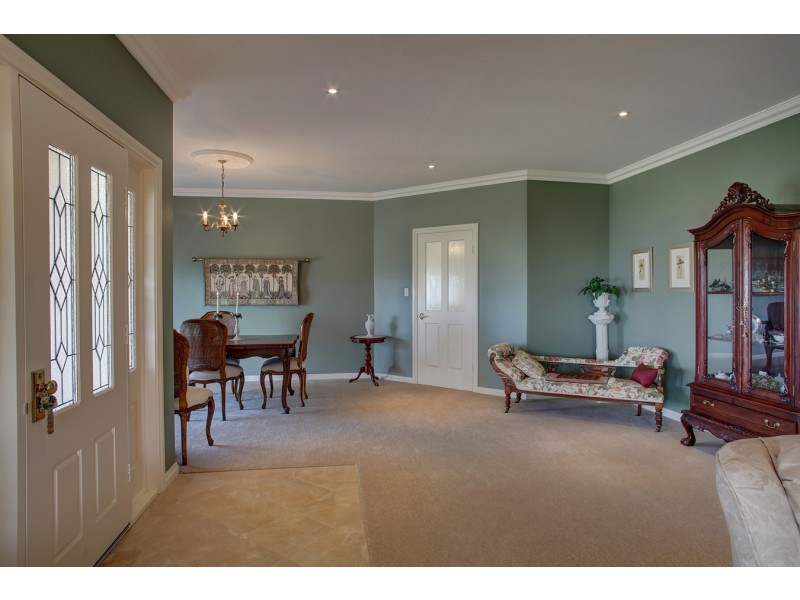 1 Lawson Drive, Port Lincoln SA 5606