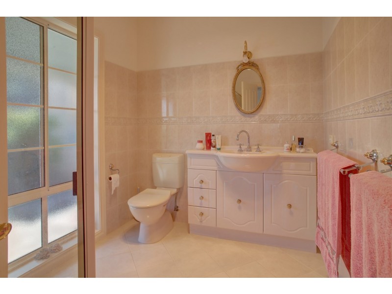 1 Lawson Drive, Port Lincoln SA 5606