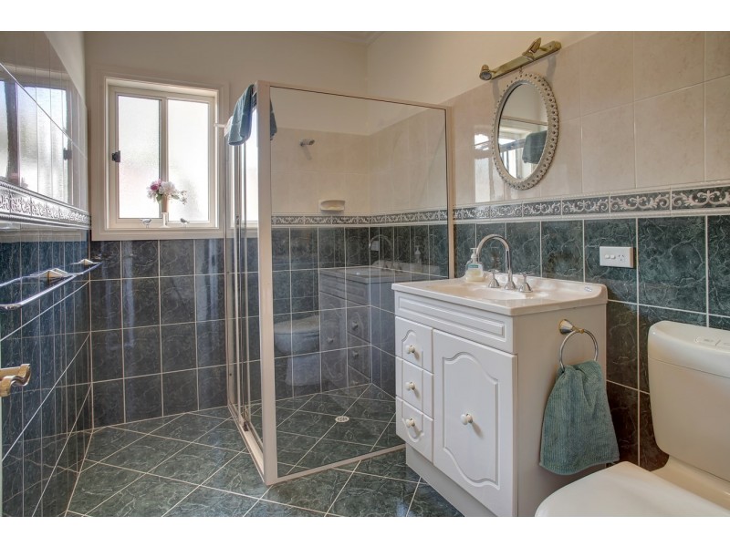 1 Lawson Drive, Port Lincoln SA 5606