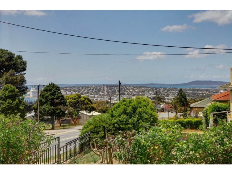 63 Flinders Highway, Port Lincoln SA 5606