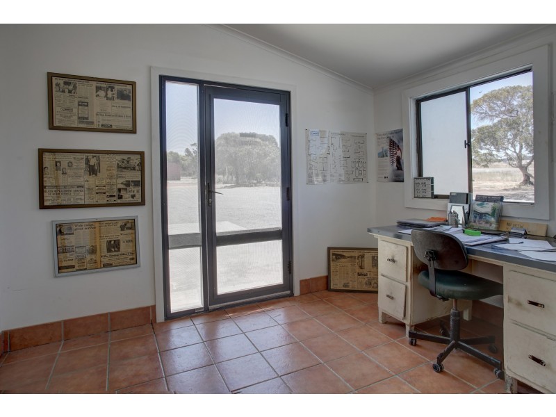 7 Woods Road, Port Lincoln SA 5606