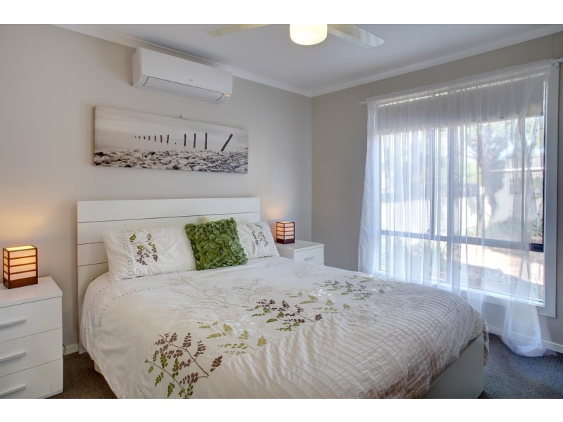 18 Benjamin Road, Poonindie SA 5607