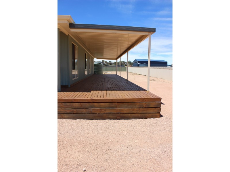 25 Bosanquet Boulevard, Ceduna SA 5690