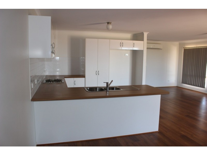 25 Bosanquet Boulevard, Ceduna SA 5690