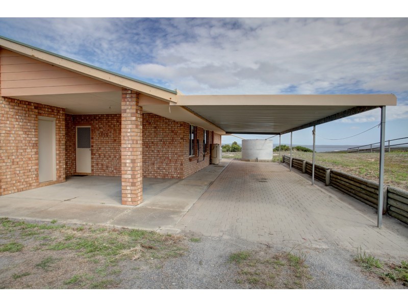 133 Grantala Road, Port Lincoln SA 5606