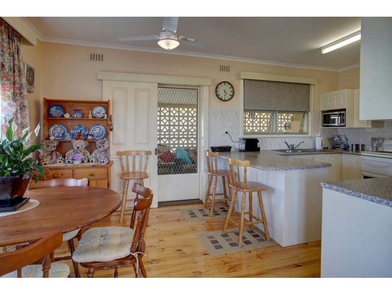 73 Flinders Highway, Port Lincoln SA 5606