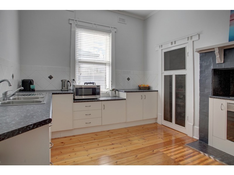 2/24 Queen Street, Port Lincoln SA 5606