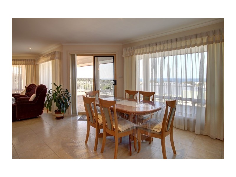 15 Harbour View Drive, Port Lincoln SA 5606