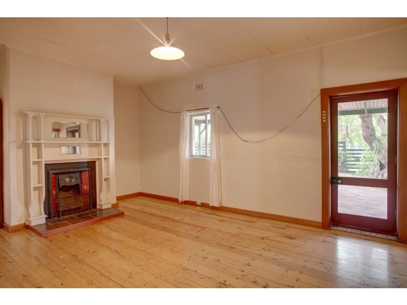 60 Pine Crescent, Coffin Bay SA 5607