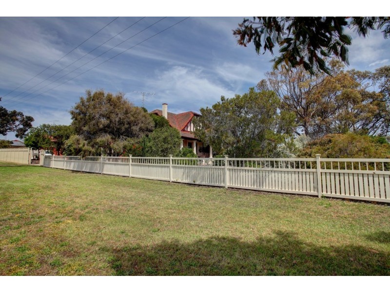 13 Knott Street, Port Lincoln SA 5606